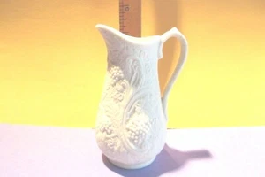 Portmerion Parian Mini Jug w/Grapes England Great Condition 4 1/2"tall - Picture 1 of 6