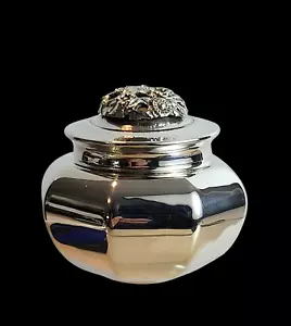 FINA caja con forma de mini tarro de plata de ley cuerpo de 8 lados calado botón floral fundido - Imagen 1 de 8