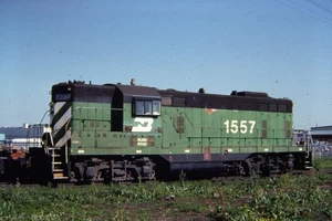 BN BURLINGTON NORTHERN 1557 1982 KODACHROME TRAIN SLIDE - Picture 1 of 1