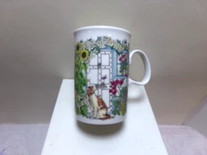 Vintage Dunoon Floral Mug with Cat and Dog Scotland - Picture 1 of 5