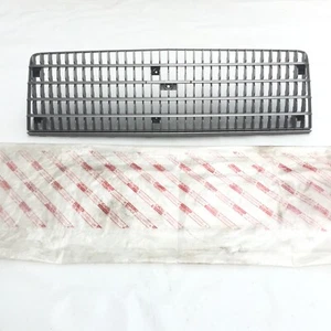 TOYOTA CORONA RT100 102 104 105 116 118 119 Front Grille Radiator Genuine NOS - Picture 1 of 11
