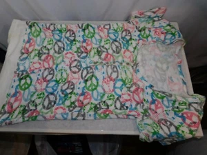 Unbranded Girls Top Size 8/10 Double Layer With Tank White Colorful Peace Signs  - Picture 1 of 12