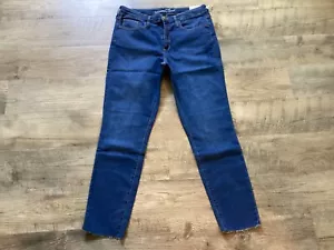 NWT Womens High Rise Skinny Jeans Size 14 - Picture 1 of 2