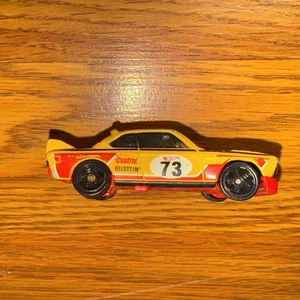 Coche de carreras Hot Wheels 73 BMW 3.0 CSL amarillo 2022 retro Racers 2/10 #34 - Imagen 1 de 4