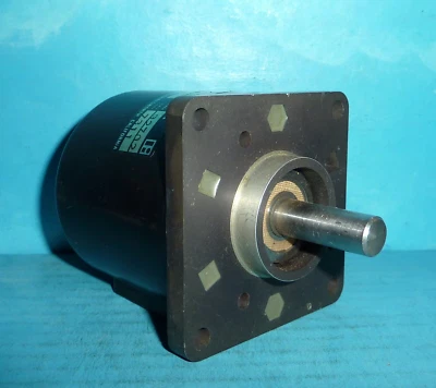 Litton Rotary Shaft Encoder 70BI2500-1-1-0 Excellent Condition - Image 1 of 4