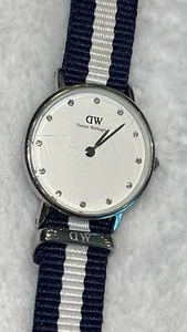 Daniel Wellington 0928DW Glasgow White Dial Nylon Band Quartz Ladies Watch RUNS! - Picture 1 of 10
