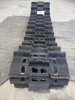 Skidoo Summit 800 Track 504152800 2009 09 154" X 16" X 2,25" 2,86 Pitch 404 Foto 1 de 4