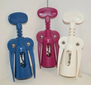 Sie wählen Kunststoff KORKENZIEHER lila blau weiß Picknick Reise Camping tragbar GETRÄNK - Bild 1 von 6