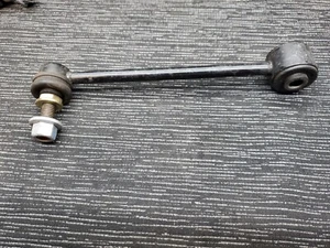 GM OEM Rear Sway Bar End Link Avalanche Tahoe Suburban 15257472 - Picture 1 of 4