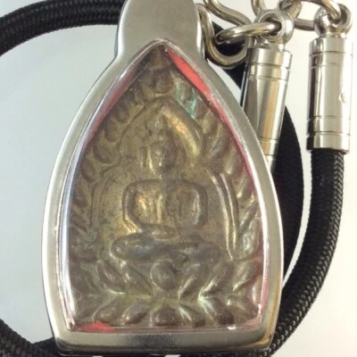 LP Boon Jaosua Moneda Tailandesa Amuleto Riqueza Prosperidad Protección Sagrada Suerte Dije Foto 1 de 4