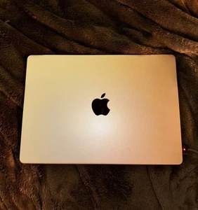MacBook Pro A2442 M1 Pro Chip 32GB RAM 512GB SSD Space Grey, 2021 Model - Afbeelding 1 van 4