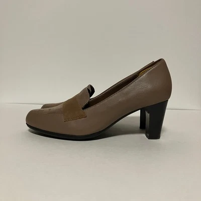 Abeo BioSystem Taupe Heels, Size 9 (See Description) - Image 1 of 4