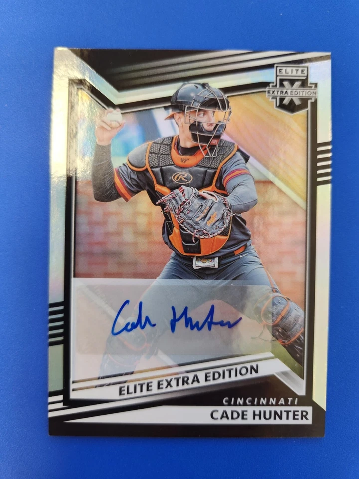 2022 Elite Extra Edition CADE HUNTER AUTO ROOKIE #153 REDS - Image 1 of 2
