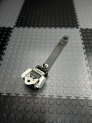 2014-2016 FIAT 500L REAR LEFT DRIVER SIDE SEAT BELT RETRACTOR OEM - Image 1 of 4