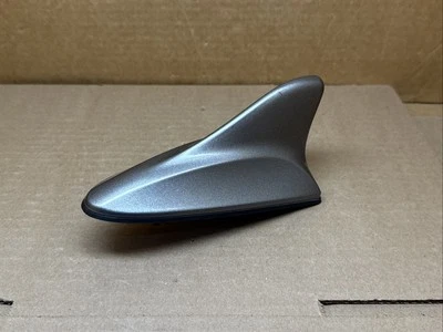 Antena de radio Hyundai Elantra 2011-2015 96210-3X000N58 N58 plateada Foto 1 de 4