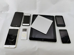 8pc Apple Electronics Lot iPads iPods iPhones Storage Unit Finds READ - Picture 1 of 10