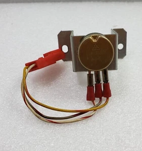 Namco Original 5kn Potentiometer with plug cord for Arcade Video Game use - Picture 1 of 13