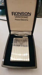 Accendino piezoelettrico Ronson Varatronic vintage - Foto 1 di 6