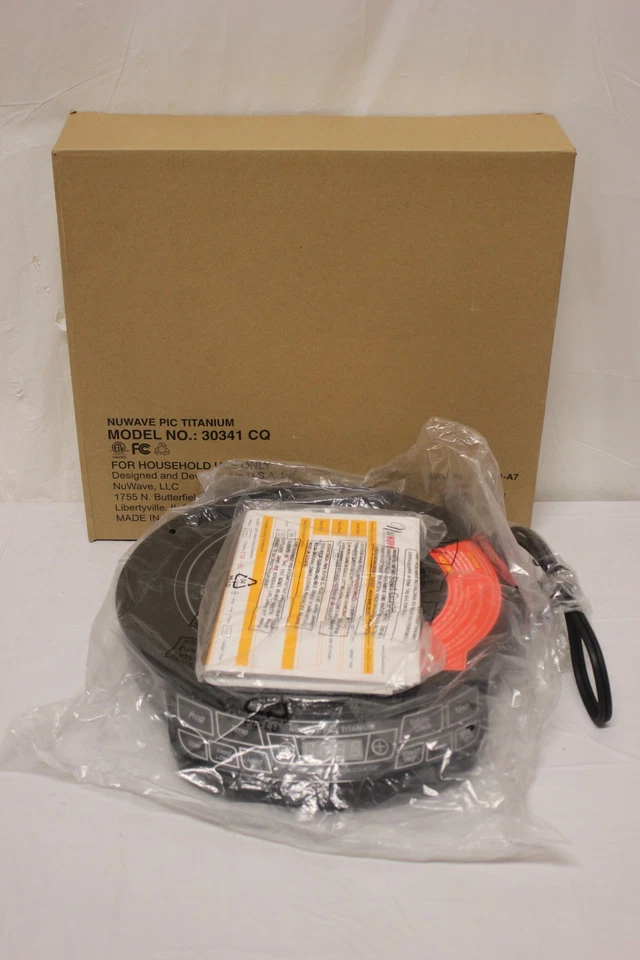 NuWave 30341 1800W Induction Cooktop - Black