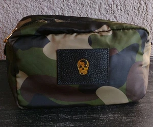 Boulevard 8,5" Camouflage Winnie Tasche mit Lederakzenten - Bild 1 von 11
