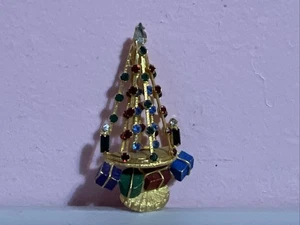 Warner Christmas Tree With Ornaments Brooch Pin Goldtone Multi-color Rhinestones - Picture 1 of 4