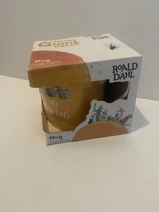 Offizielle Roald Dahl Feinporzellan Tasse Quentin Blake JAMES AND THE GIANT PEACH in Schachtel - Bild 1 von 6