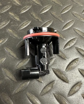 Enchufe de faros Hella - 9DX 153.746-011 - Se adapta a BMW 530i, 540i y otros Foto 1 de 4