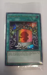 Yugioh Encantador Fitting Room LART-EN040 Ultra Raro Arte Perdido Promo Casi Nuevo Sellado - Imagen 1 de 2