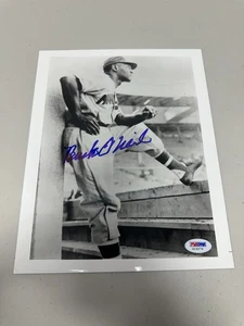 Buck O'Neil Signed Photo Chicago Cubs Picture 8 x 10 Vintage HOF PSA DNA COA - Picture 1 of 3