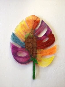 COLORFUL FALL LEAF RESIN TRIVET HOT PLATE 8" X 6 1/2" - Picture 1 of 3