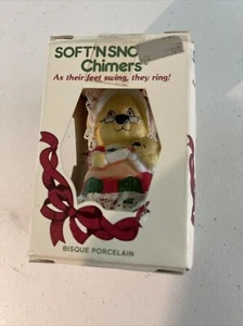 Vintage Jasco Soft N Snoozy Chimers Grandma bear Ceramic Bell Ornament - Picture 1 of 3