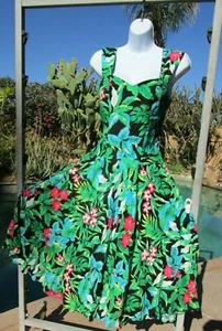 Vtg 80s Hawaiian dress fit n flare S 30-35" bust Royal Creations smocked full - Picture 1 of 6