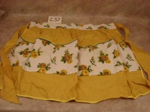 C37 VINTAGE GRANDMA'S HOME HAND MADE SUNDAY BEST KITCHEN COOKING APRON - Picture 1 of 1