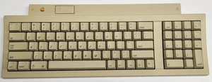 Klawiatura Apple II M0487, bez przewodów, niesprawdzona, tylko na części lub do naprawy - Zdjęcie 1 z 10
