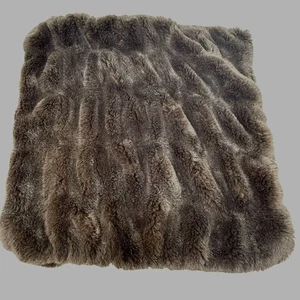 Pottery Barn Faux Fur Accent Pillow Cover 18"x18" Chocolate Brown Rustic Cabin - Picture 1 of 6