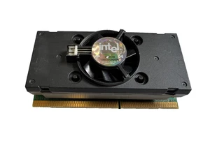 Pentium III 550/512/100/2.0V Slot1 SECC2 80525PY550512 SL3F7 w/ INTEL Fan - Picture 1 of 1