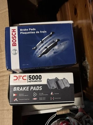 Nissan Sentra 2020-2024 frenos y rotores Foto 1 de 2