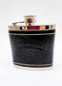 Jack Daniels Old No.7 Stainless Steel + Black Leather Wrapped Flask 5 oz 2009 - Picture 1 of 6