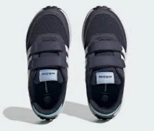Kids' Adidas Run 70s Size 11K - Picture 1 of 8