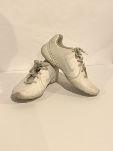 Las mejores ofertas en Engranaje Nike porristas | eBay