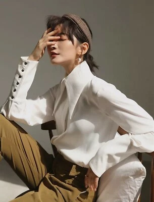 Ladies Ivory White Large Victorian point Collar Black Button Blouse Shirt 10 12 - Image 1 of 4