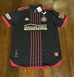 Camiseta de fútbol Adidas 2021/22 Atlanta United FC auténtica local MLS para hombre M nueva con etiquetas - Imagen 1 de 10