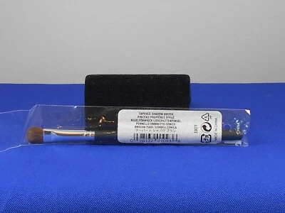 Cepillo de sombra cónico bareMinerals mango negro nuevo 33077  Foto 1 de 2