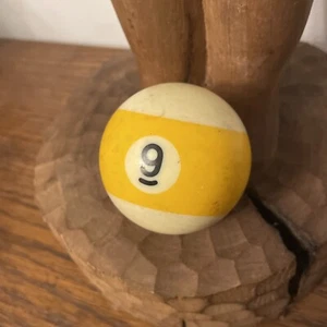 Vintage Nº "9 bolas de billar amarillas de billar de 2 1/4"" de repuesto" - Imagen 1 de 2