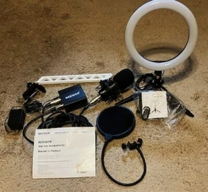 Kit de micrófono Neewer NW-700 y anillo de luz LED de 10" - Imagen 1 de 3