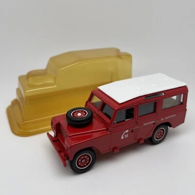 Land Rover 109 Sapeurs Pompiers 18 / Fire Truck - Solido 1/43 - N°11 - Photo 1/4