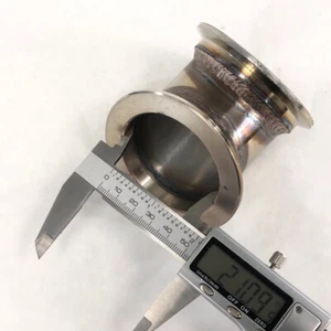 Adaptador de codo de 45 grados banda V de 2,25" a 2,25" (2,1" I.D. 2.99" O.D. Vband) - Imagen 1 de 8