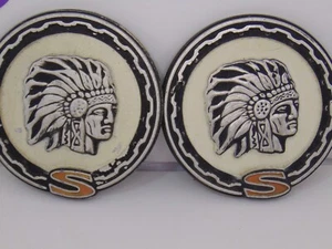 PAIR of  1970s Jeep Cherokee Emblems - Bild 1 von 5