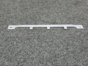 0513560-3 Cessna 172 Plate Seat (NEW OLD STOCK) (SA) - Bild 1 von 4