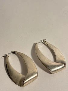 silver tone fabulous vintage plain design hoops cultural earring - Picture 1 of 6
